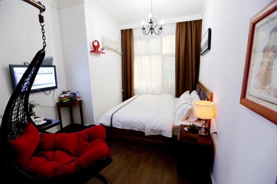 Fenghuang Little Bear Family Guest House Luaran gambar