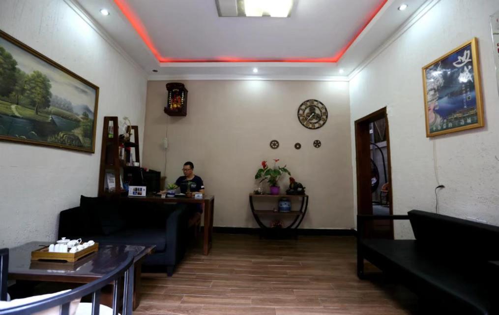 Fenghuang Little Bear Family Guest House Luaran gambar