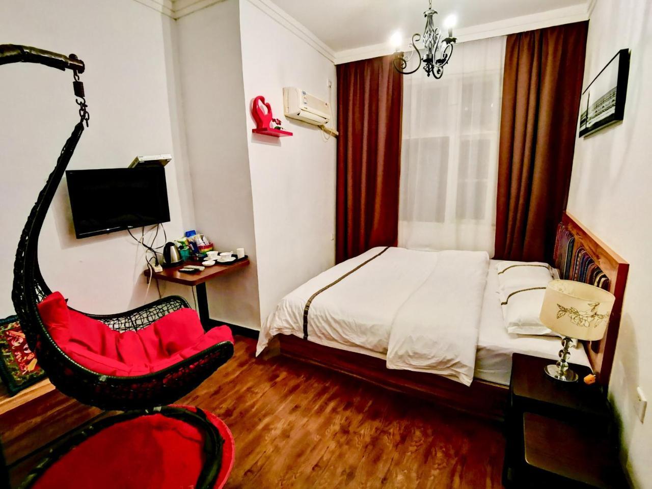 Fenghuang Little Bear Family Guest House Luaran gambar